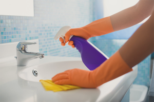 How to get rid of limescale in the bathroom
