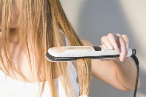 How to restore hair after ironing