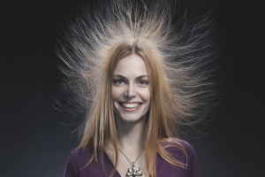 Comment se débarrasser de l'électrification des cheveux