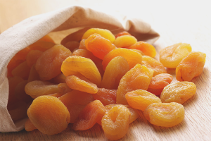 How to store dried apricots