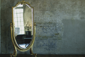 How to get rid of an old mirror