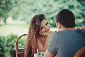 Jak komunikovat s dívkou, aby se zamilovala