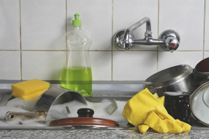 How to wash dishes from old fat