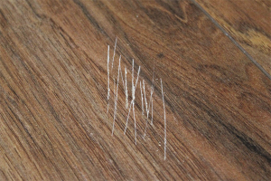 How to remove scratches from a laminate