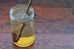 The benefits and harms of honey water