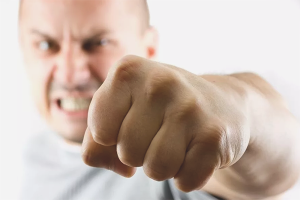 How to stop being afraid of a fight
