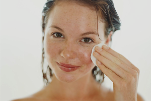 Comment blanchir votre visage des taches de rousseur