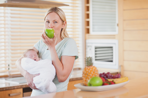 Che tipo di frutta può mangiare una madre che allatta?