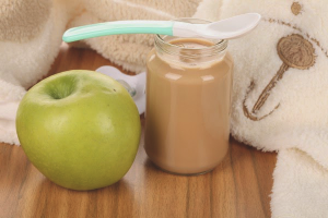 Apple puree for babies