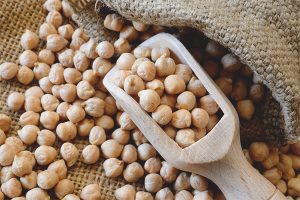 The benefits and harms of chickpeas