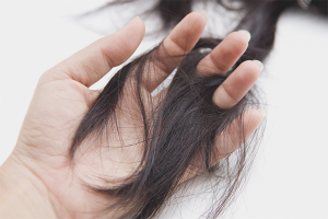 Perte de cheveux après l'accouchement