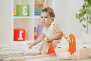 What to do if the child is afraid to sit on the potty
