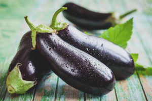 Useful properties and contraindications for eggplant