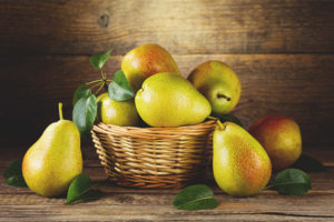 Useful properties and contraindications for pears