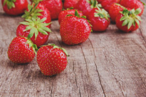 Useful properties and contraindications of strawberries