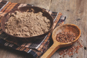 Useful properties and contraindications of flax flour