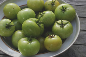 I benefici e i danni del pomodoro verde