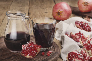 Is it possible for pregnant women to use pomegranate juice