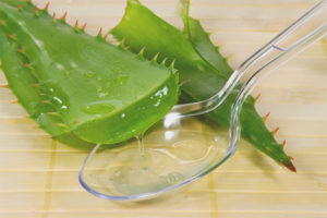 Is it possible to drip aloe juice in the nose of children