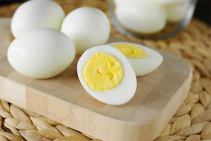 Boiled eggs for weight loss
